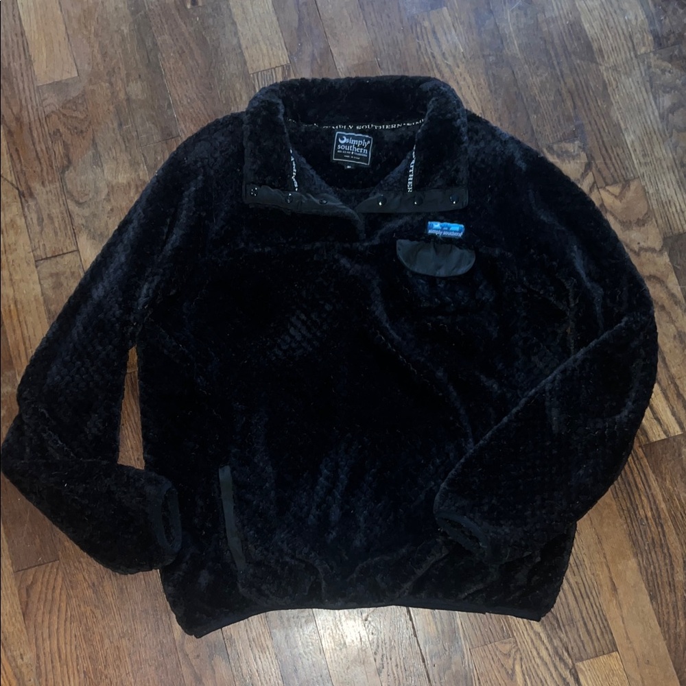 Black Fleece Pullover